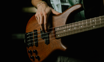 Mastering Guitar: From Basics to Advanced